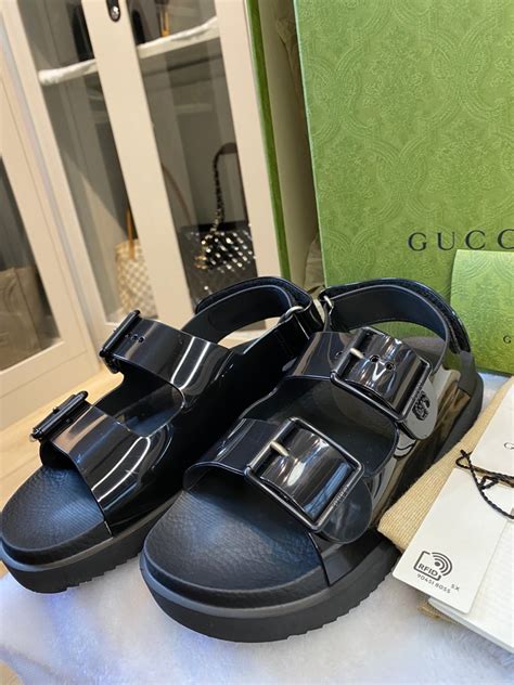 gucci isla|Gucci Isla Flat Sandals .